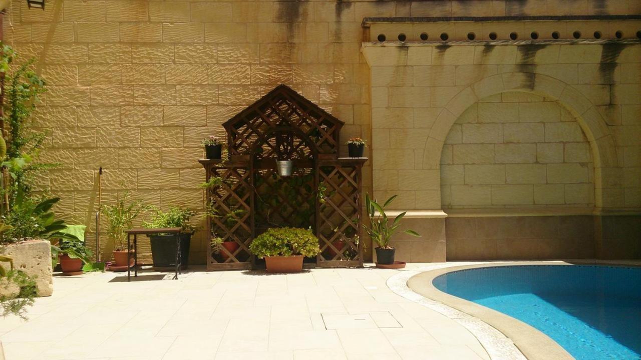 Ta' Kullarina Farmhouse With Private Pool In Island Of Gozo Villa Zebbug  Екстериор снимка