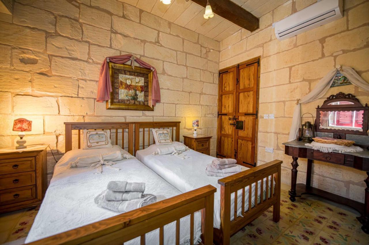 Ta' Kullarina Farmhouse With Private Pool In Island Of Gozo Villa Zebbug  Екстериор снимка